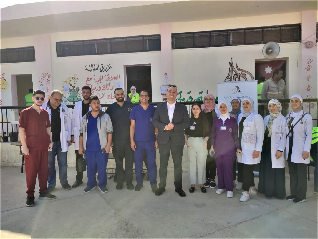 ألف مريض استفاد من اليوم الطبي المجاني الذي نظمه المستشفى التخصصي بالتعاون مع حملة البر والإحسان في محافظة المفرق