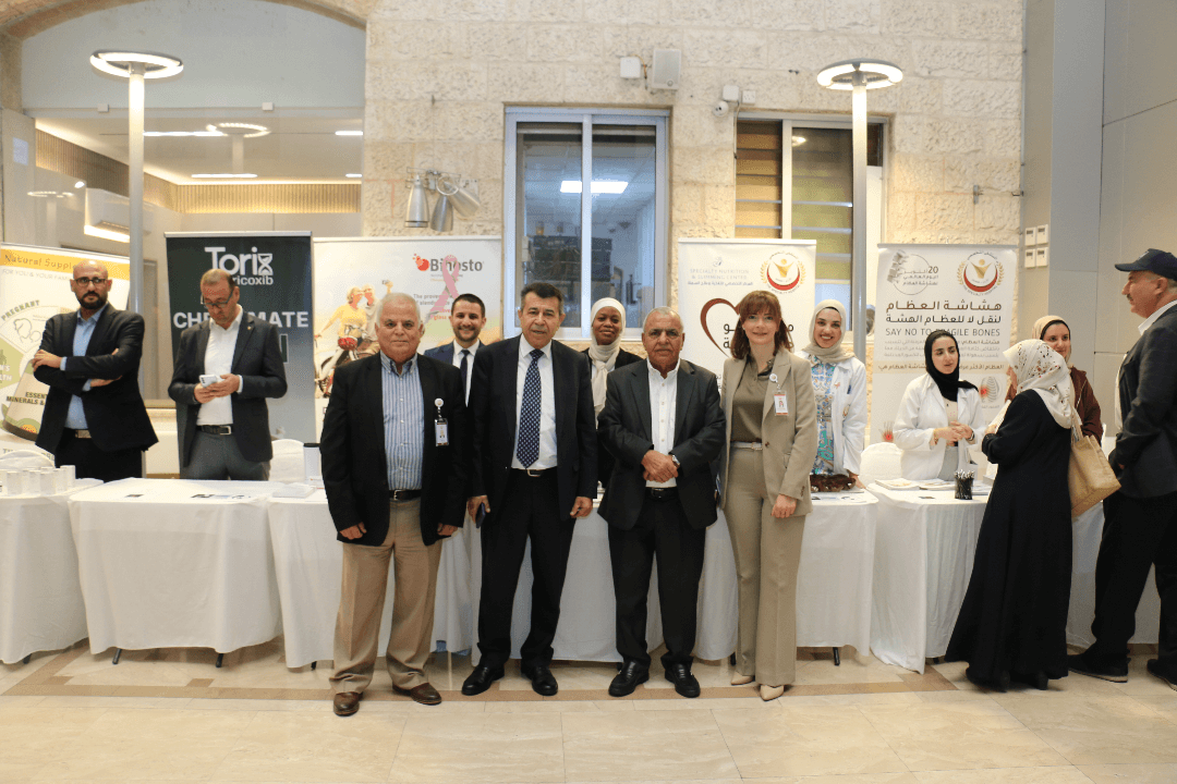 المستشفى التخصصي يقيم حملة توعوية بمناسبة اليوم العالمي لهشاشة العظام 2025