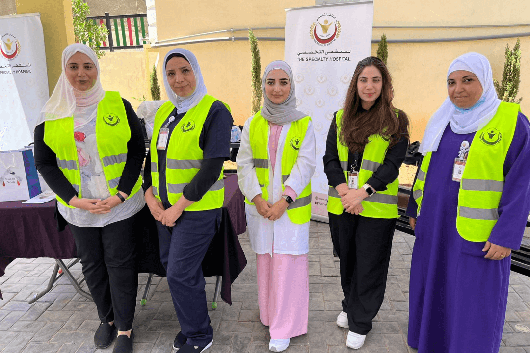 المستشفى التخصصي ينظم محاضرة توعوية حول الرعاية بالأم والطفل في الرصيفة