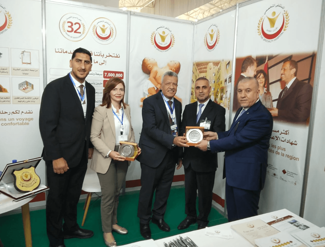 المستشفى التخصصي يشارك في معرض الجزائر الدولي ويقدم استشارات طبية مجانية وسط إقبال واسع من الزوار