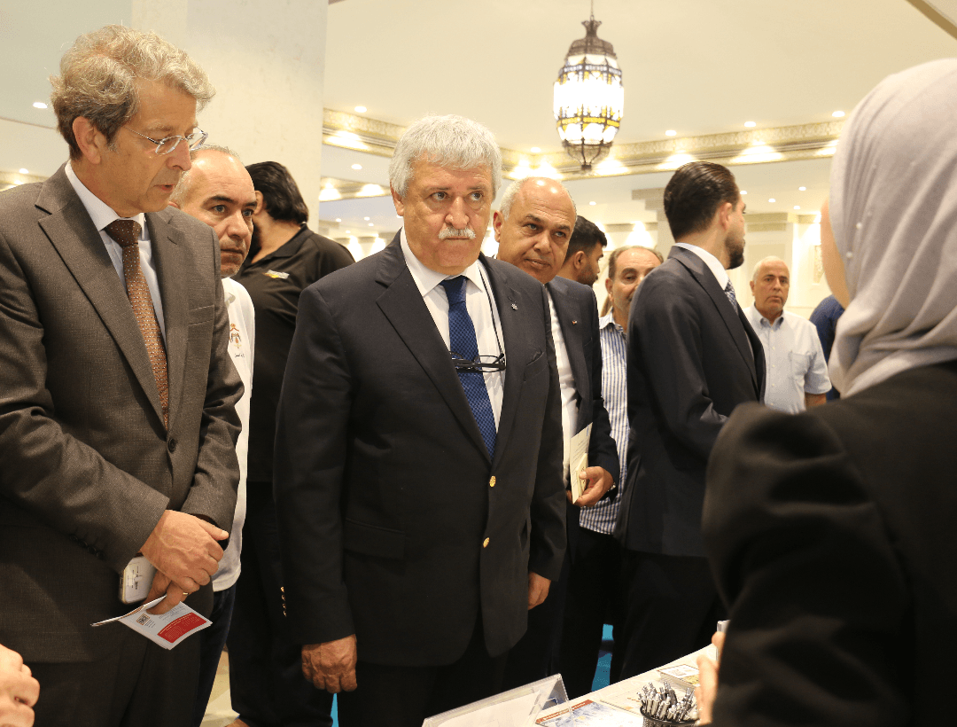 المستشفى التخصصي يشارك في اليوم الوطني الثاني للتشغيل