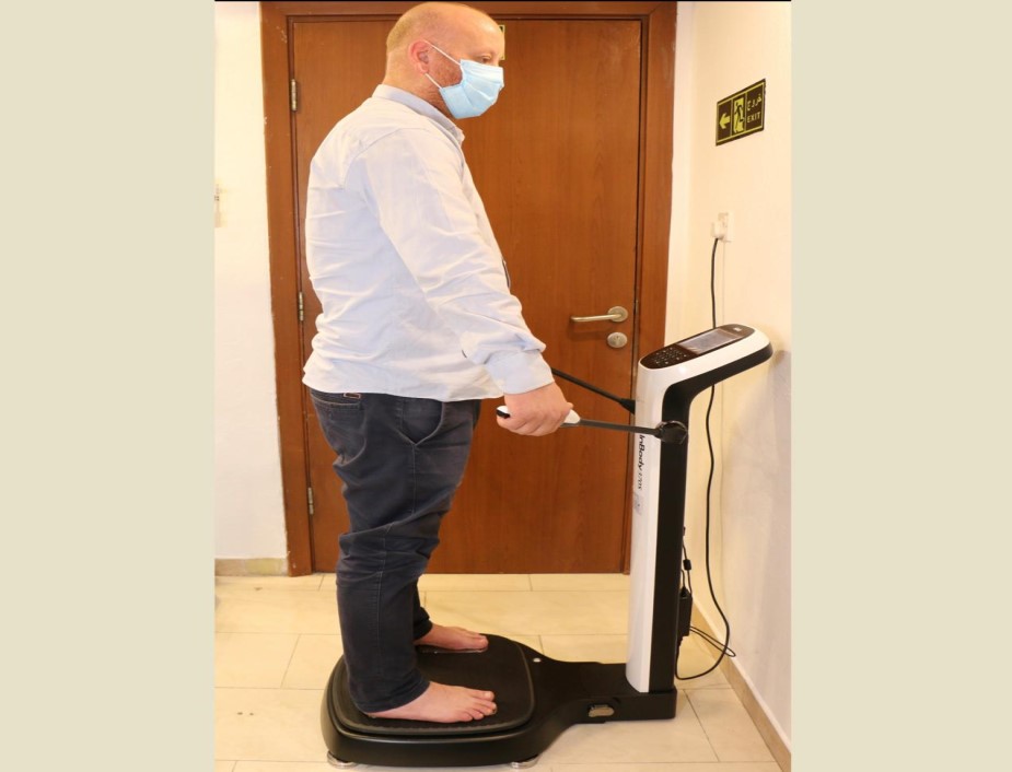 المركز التخصصي للتغذية وعلاج السمنة في المستشفى التخصصي يوفر جهاز InBody 370