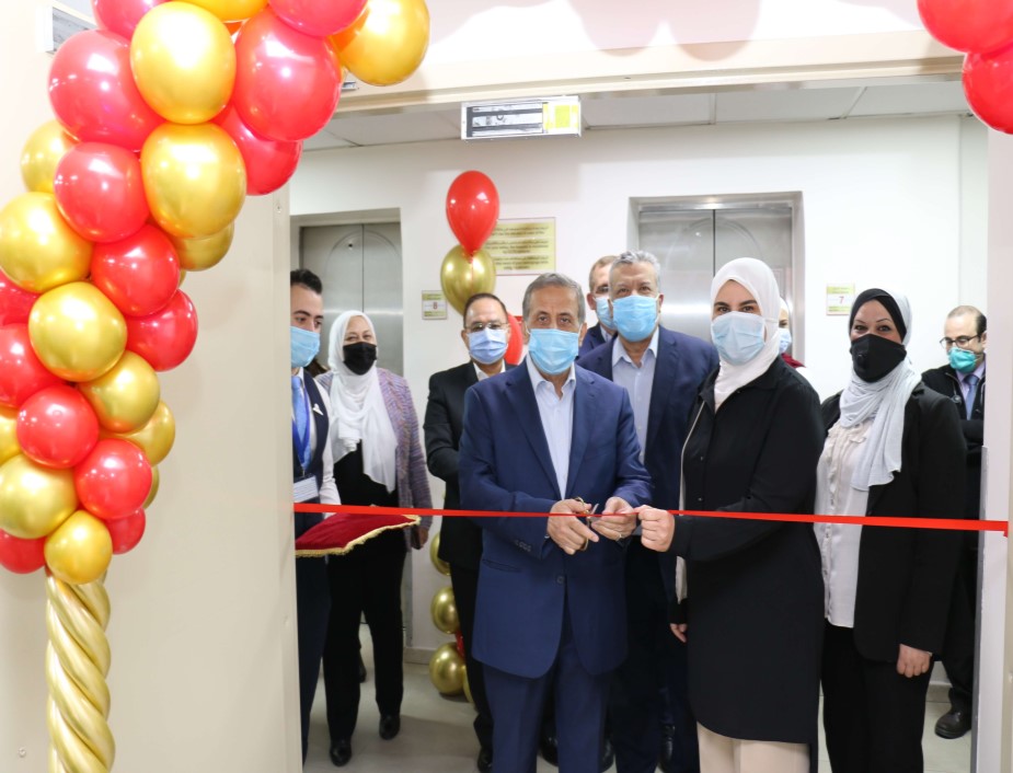 المستشفى التخصصي يفتتح قسم السجلات الطبية الجديد